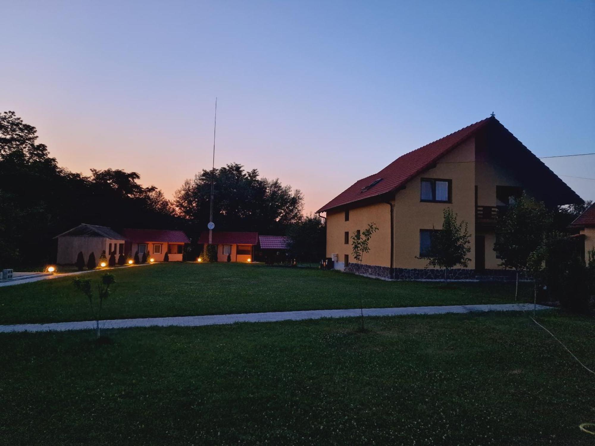 Casa Maya Săsciori Eksteriør bilde
